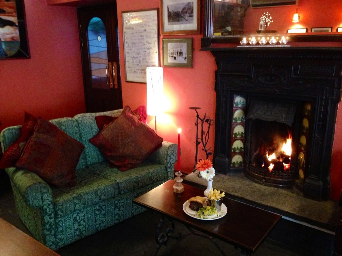Myles Creek Hotel Kilkee Exterior photo