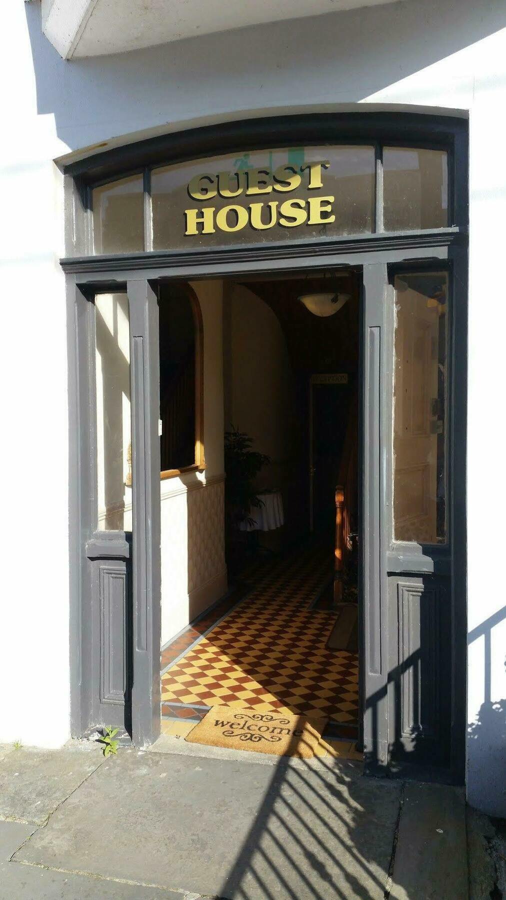 Myles Creek Hotel Kilkee Exterior photo